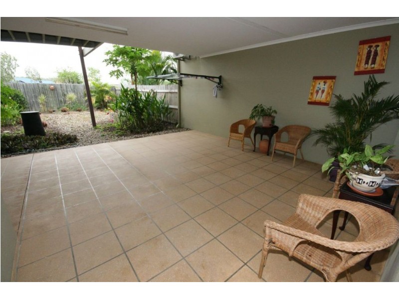 12/21 Shute Harbour Road, Cannonvale QLD 4802