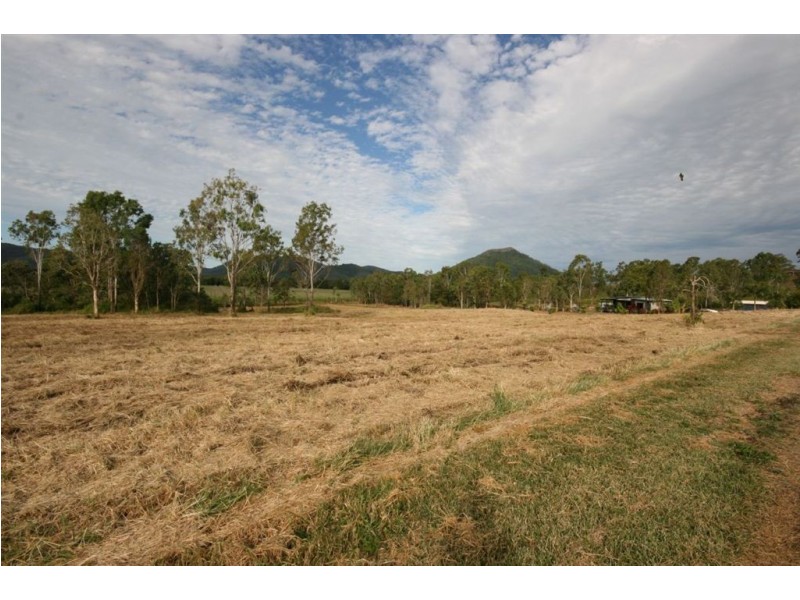 36 Windermere Drive, Strathdickie QLD 4800