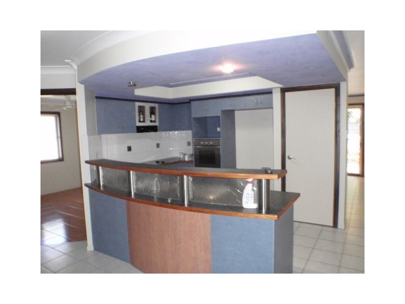 65 Parkwood Terrace, Cannonvale QLD 4802