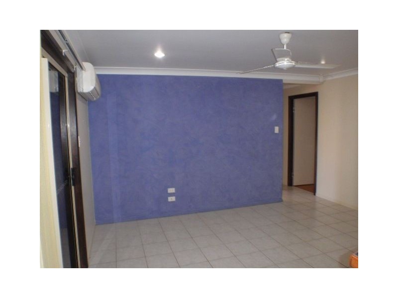 65 Parkwood Terrace, Cannonvale QLD 4802