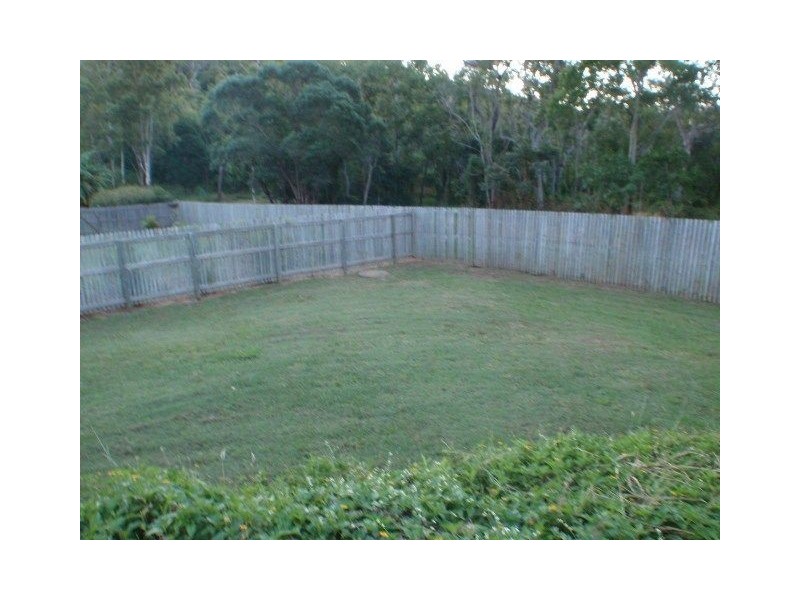 65 Parkwood Terrace, Cannonvale QLD 4802