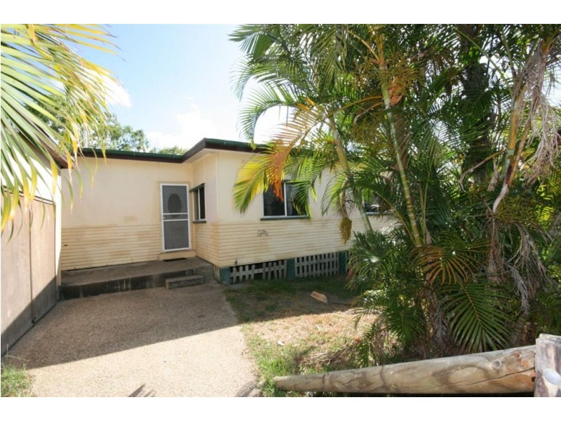 136 Shute Harbour Road, Cannonvale QLD 4802