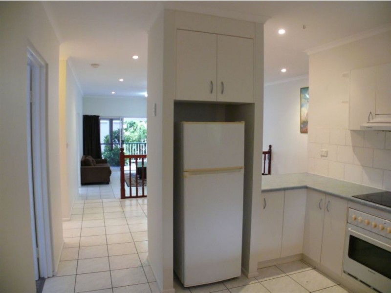 6B/10 Island Drive, Cannonvale QLD 4802
