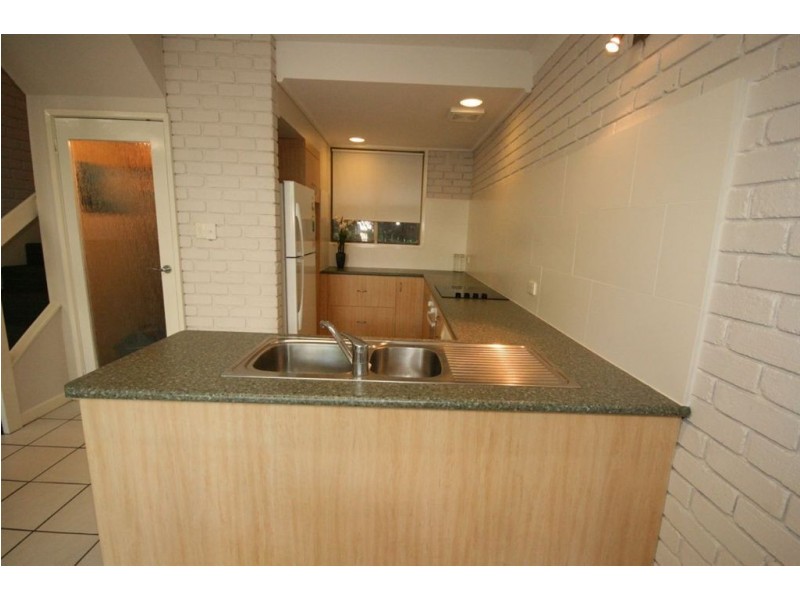 6/2 Lewis Street, Airlie Beach QLD 4802