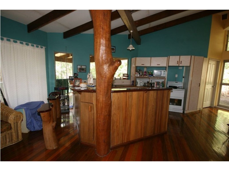 40 Eshelby Drive, Cannonvale QLD 4802
