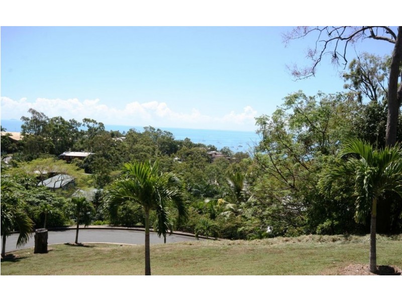 4 Nara Avenue, Airlie Beach QLD 4802