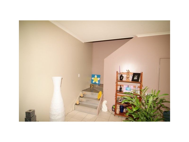 5/11 Island Drive, Cannonvale QLD 4802