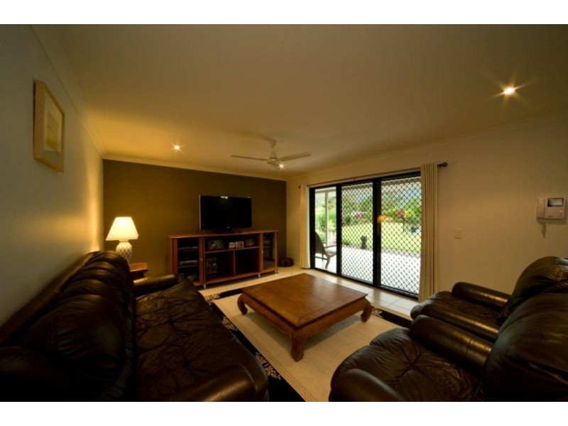 51 Galbraith Park Drive, Cannonvale QLD 4802