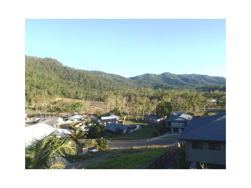7 Golf Views Court, Cannonvale QLD 4802