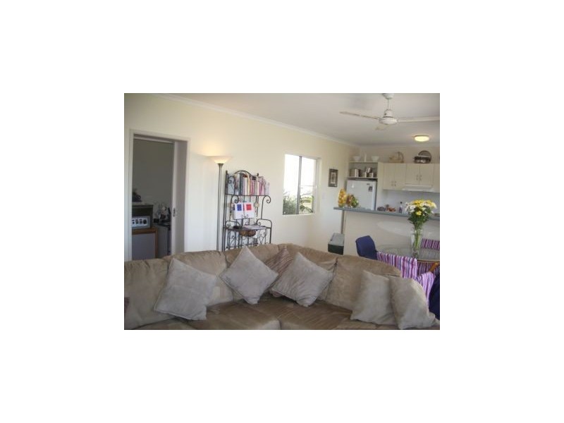 16/12 Eshelby Drive, Cannonvale QLD 4802