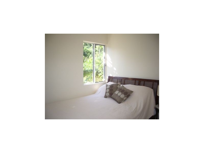 16/12 Eshelby Drive, Cannonvale QLD 4802