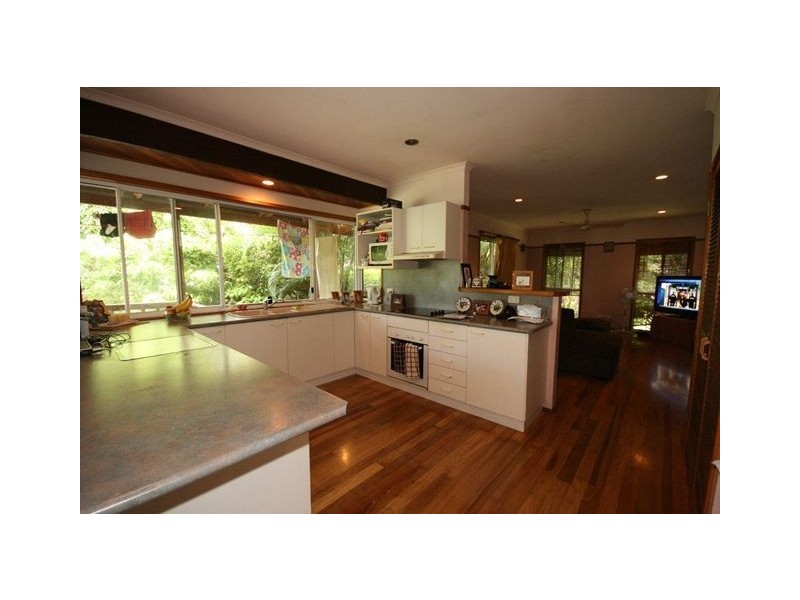 12 Sandpiper Crescent, Jubilee Pocket QLD 4802