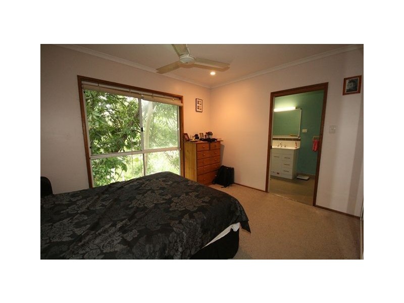 12 Sandpiper Crescent, Jubilee Pocket QLD 4802