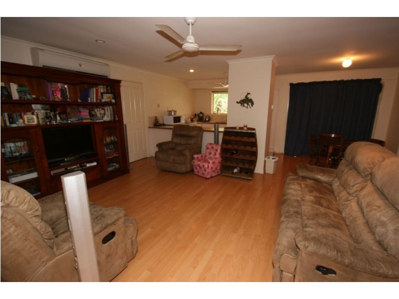 1 Teague Terrace, Cannonvale QLD 4802