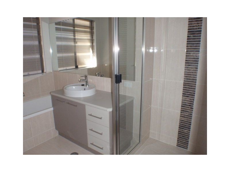 1/1 Rainbow Place, Jubilee Pocket QLD 4802