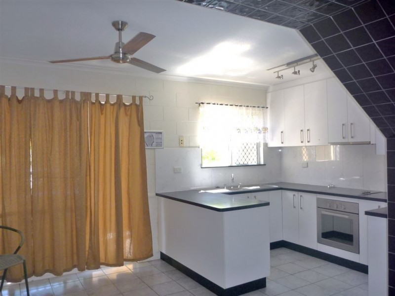 35/11 Island Drive, Cannonvale QLD 4802