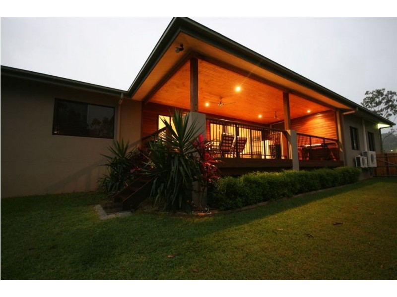 3 Jonquill Court, Cannonvale QLD 4802