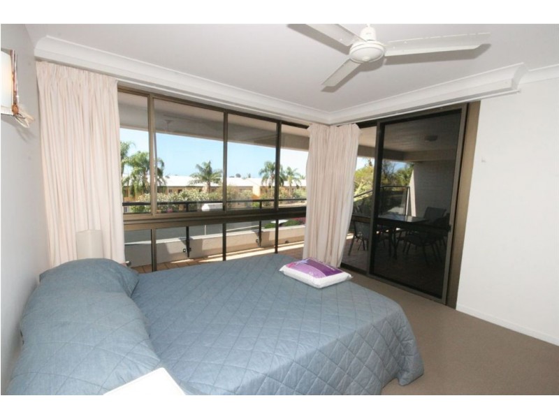 21/2 Eshelby Drive, Cannonvale QLD 4802