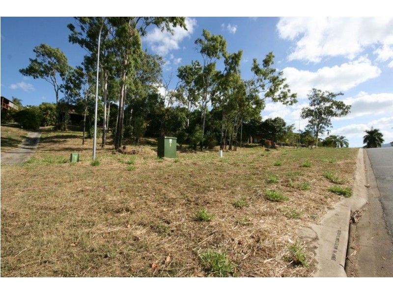 24 Abell Road, Cannonvale QLD 4802