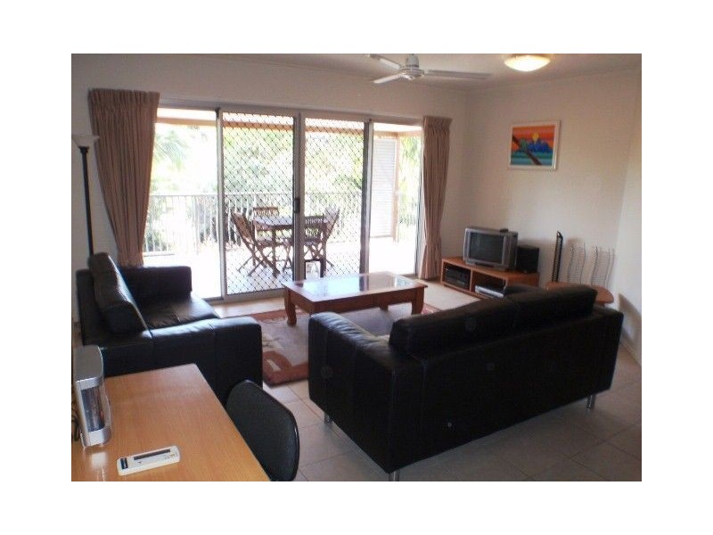 2/36 Waterson Way, Airlie Beach QLD 4802