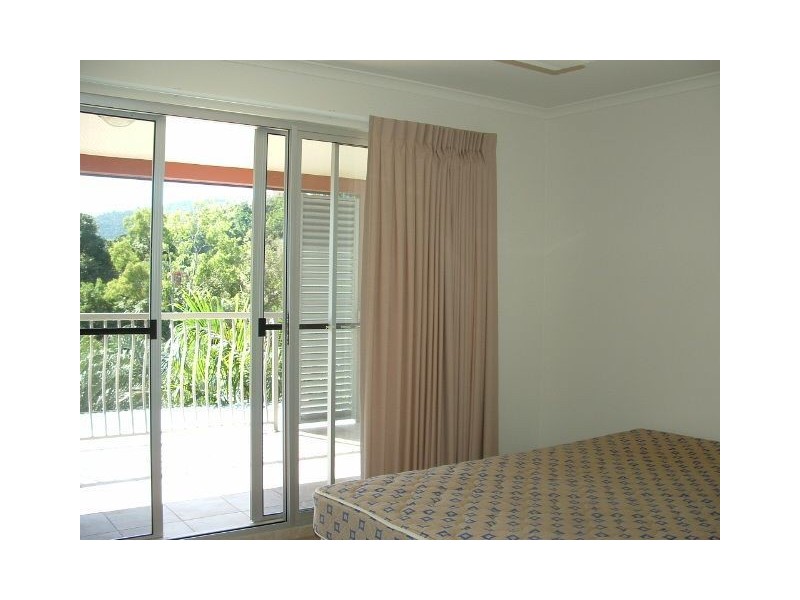 2/36 Waterson Way, Airlie Beach QLD 4802