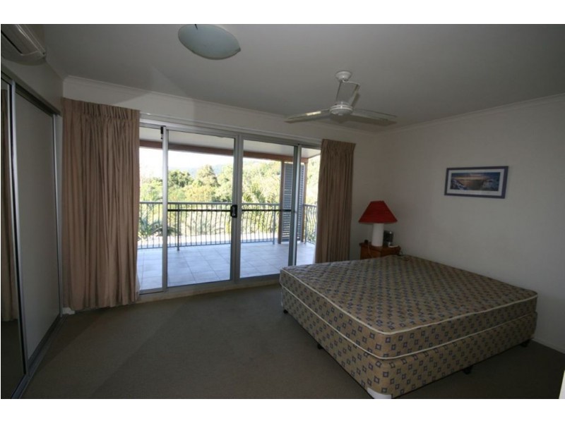 2/36 Waterson Way, Airlie Beach QLD 4802