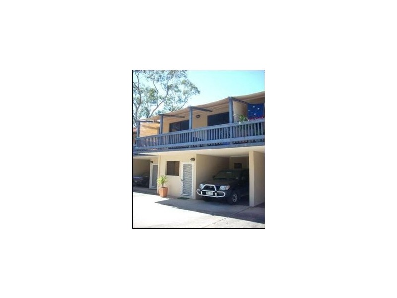 3/5 Pleasant Drive, Cannonvale QLD 4802