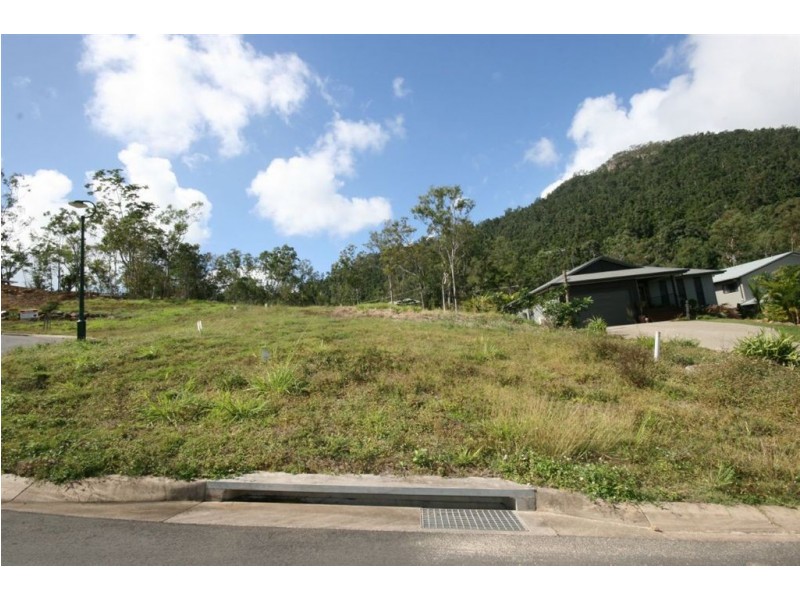 71 Country Road, Cannonvale QLD 4802