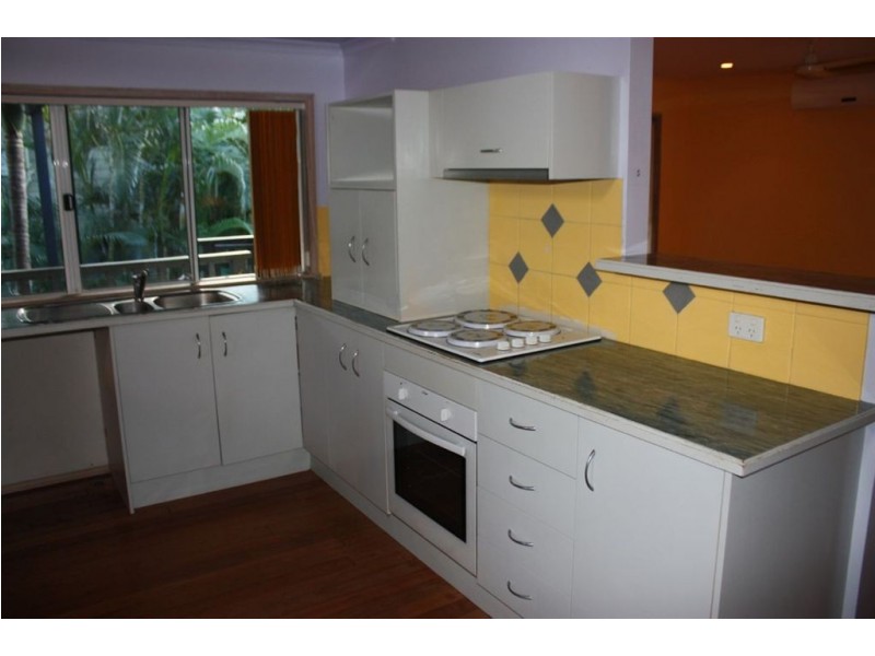 48 Jones Road, Cannonvale QLD 4802