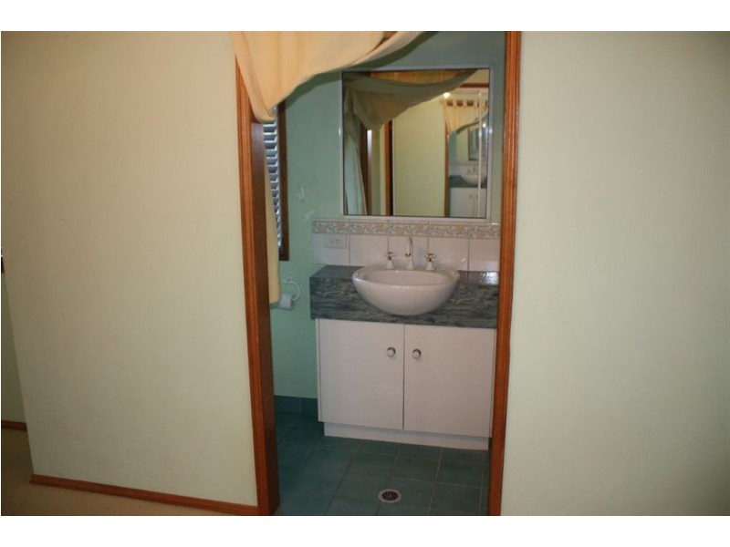 48 Jones Road, Cannonvale QLD 4802