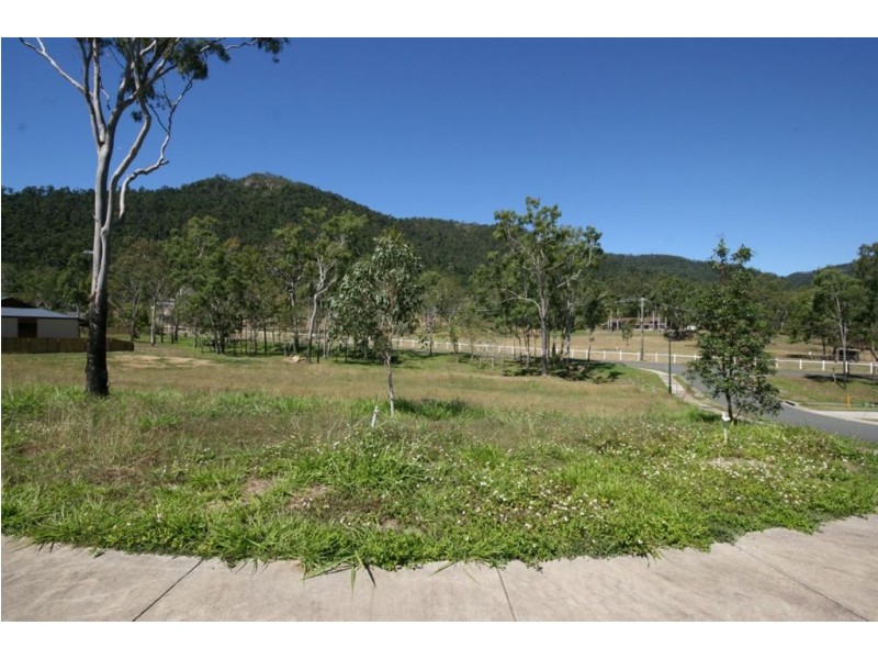 2 Jonquill Court, Cannonvale QLD 4802