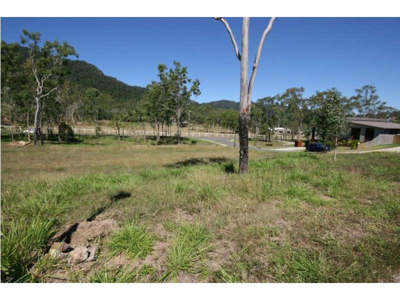 2 Jonquill Court, Cannonvale QLD 4802