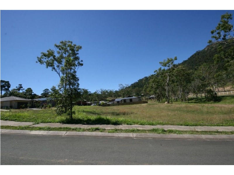 2 Jonquill Court, Cannonvale QLD 4802