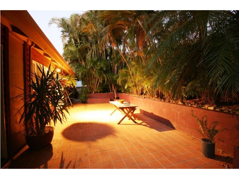 7 Laurence Close, Cannonvale QLD 4802
