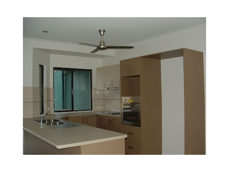 37 “Grove”/25 Abell Road, Cannonvale QLD 4802