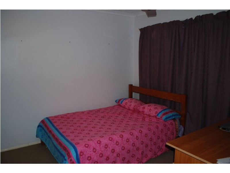 2/19 Tropic Road, Cannonvale QLD 4802