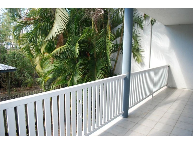 2/19 Tropic Road, Cannonvale QLD 4802