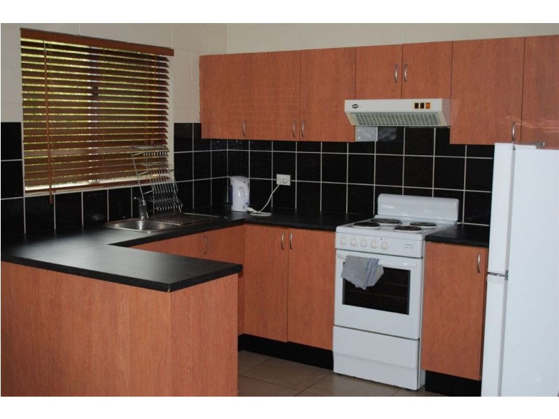 18/3 Eshelby Drive, Cannonvale QLD 4802