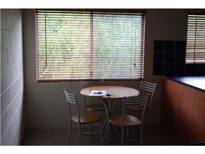 18/3 Eshelby Drive, Cannonvale QLD 4802