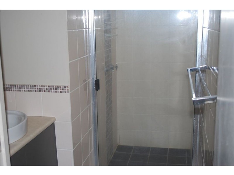 18/3 Eshelby Drive, Cannonvale QLD 4802