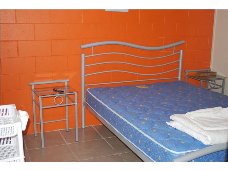 18/3 Eshelby Drive, Cannonvale QLD 4802