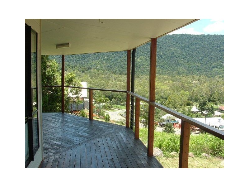4 Curlew Court, Jubilee Pocket QLD 4802