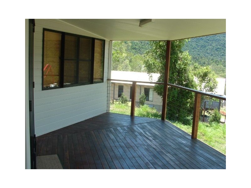 4 Curlew Court, Jubilee Pocket QLD 4802