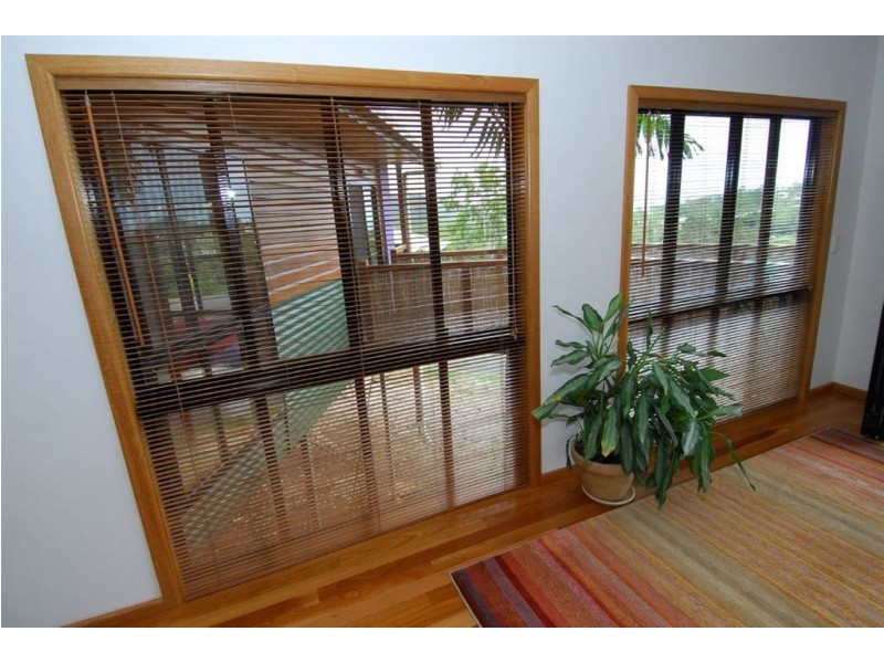 6 Daydream Court, Cannonvale QLD 4802