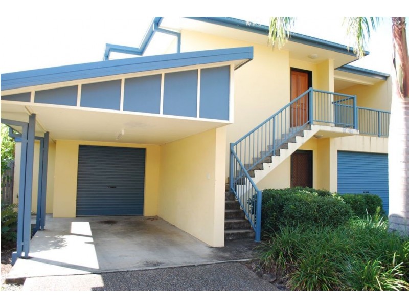 13/16 Beach Road, Cannonvale QLD 4802