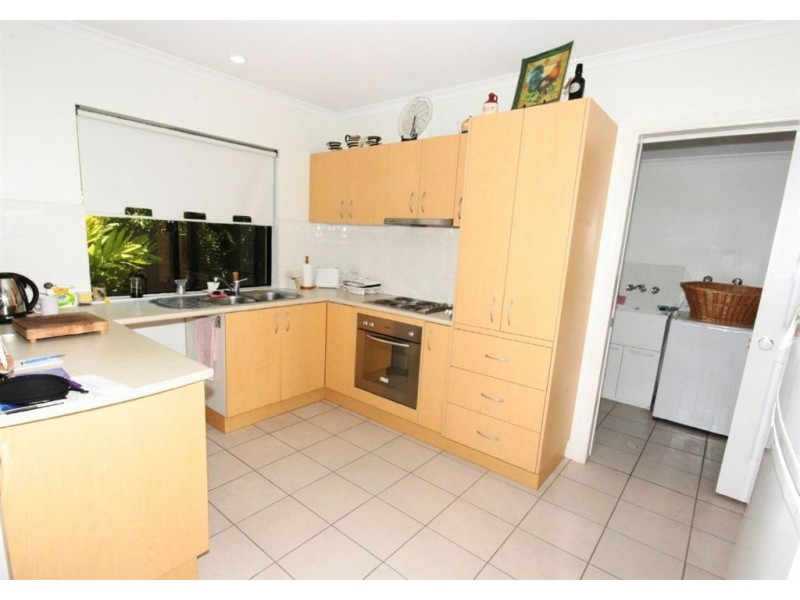 21/16 Beach Road, Cannonvale QLD 4802