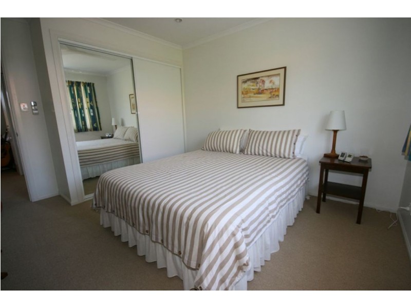 21/16 Beach Road, Cannonvale QLD 4802