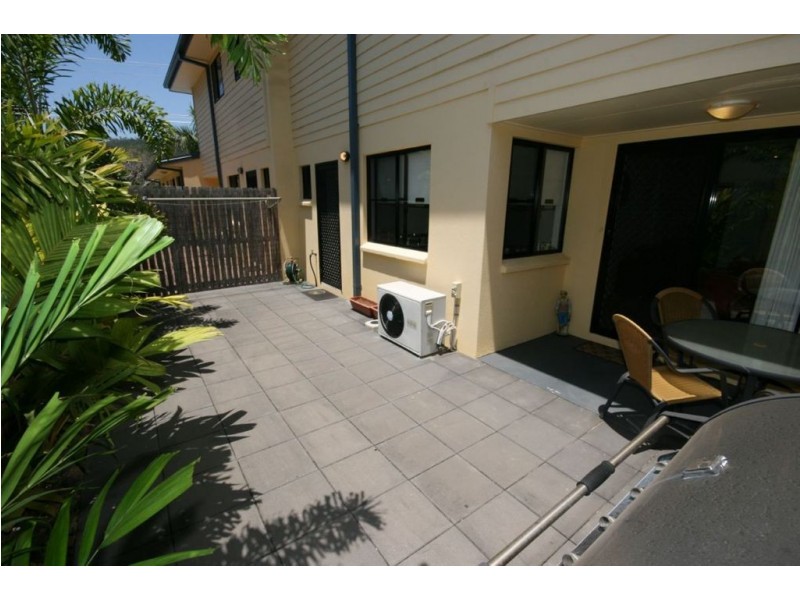 21/16 Beach Road, Cannonvale QLD 4802