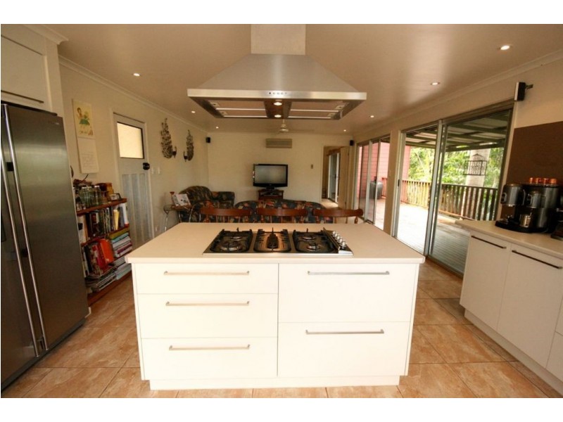 72 Staniland Drive, Strathdickie QLD 4800