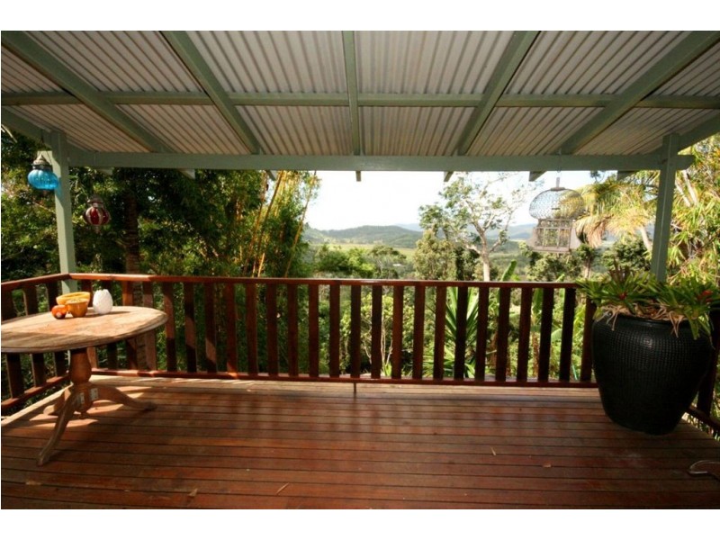 72 Staniland Drive, Strathdickie QLD 4800